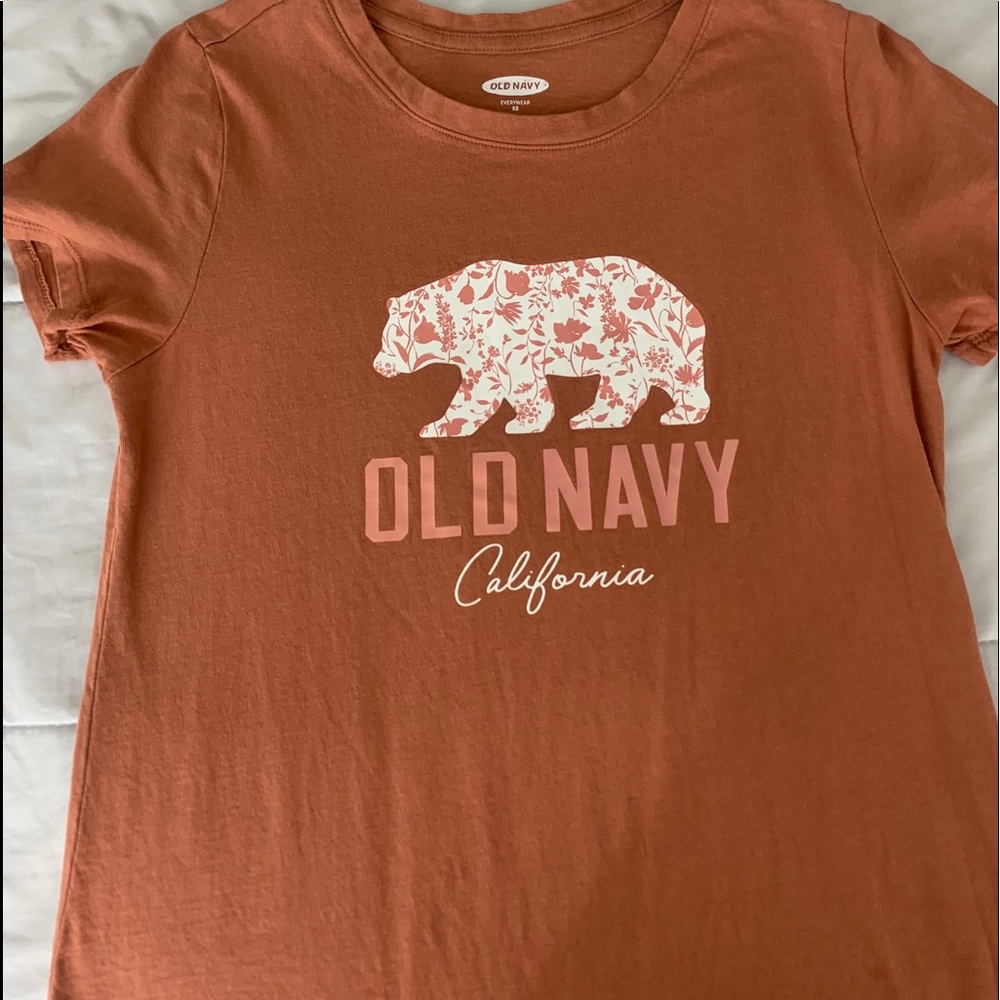 old navy orange top!